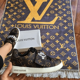 Louis Vuitton👗👠👛